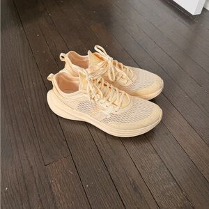 APL Euphoria Sneaker